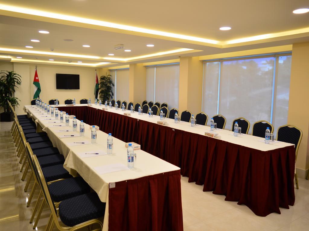 Ream Hotel עמאן מראה חיצוני תמונה